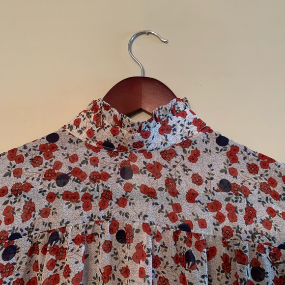 Floral blouse - Picture 2 of 5